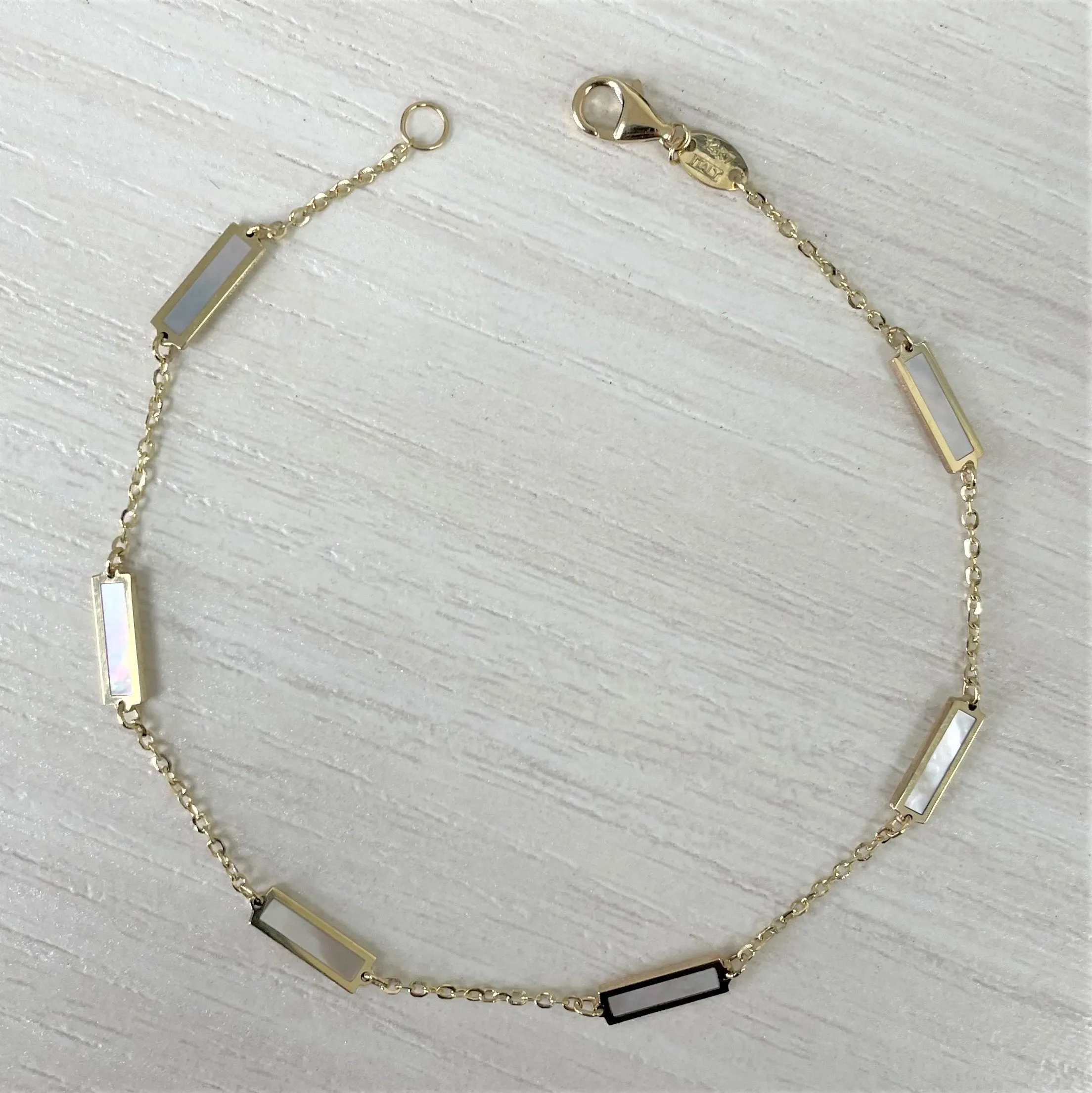 14k Gold Mother of Pearl Bar Bracelet