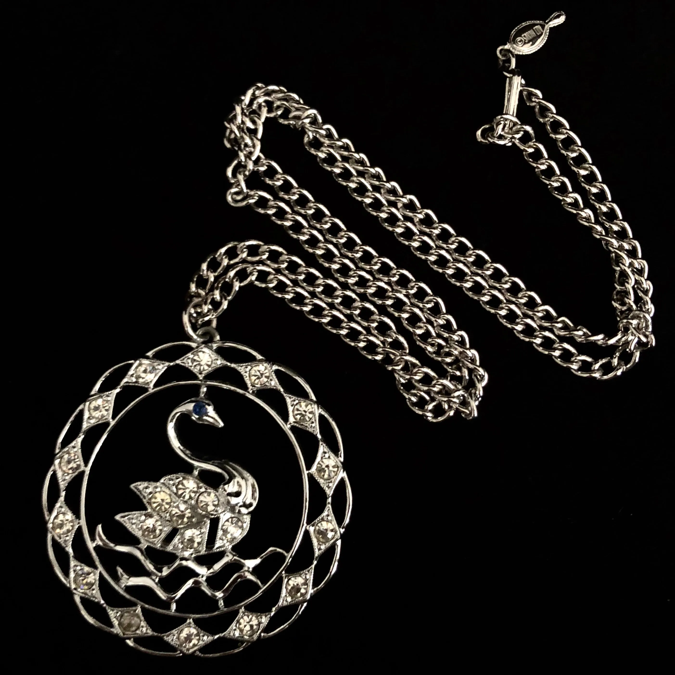 1974 Sarah Coventry Swan Lake Necklace