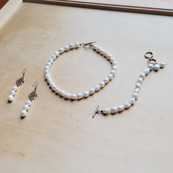 Genuine Freshwater Pearl Bracelet - The Jewelry Junkie