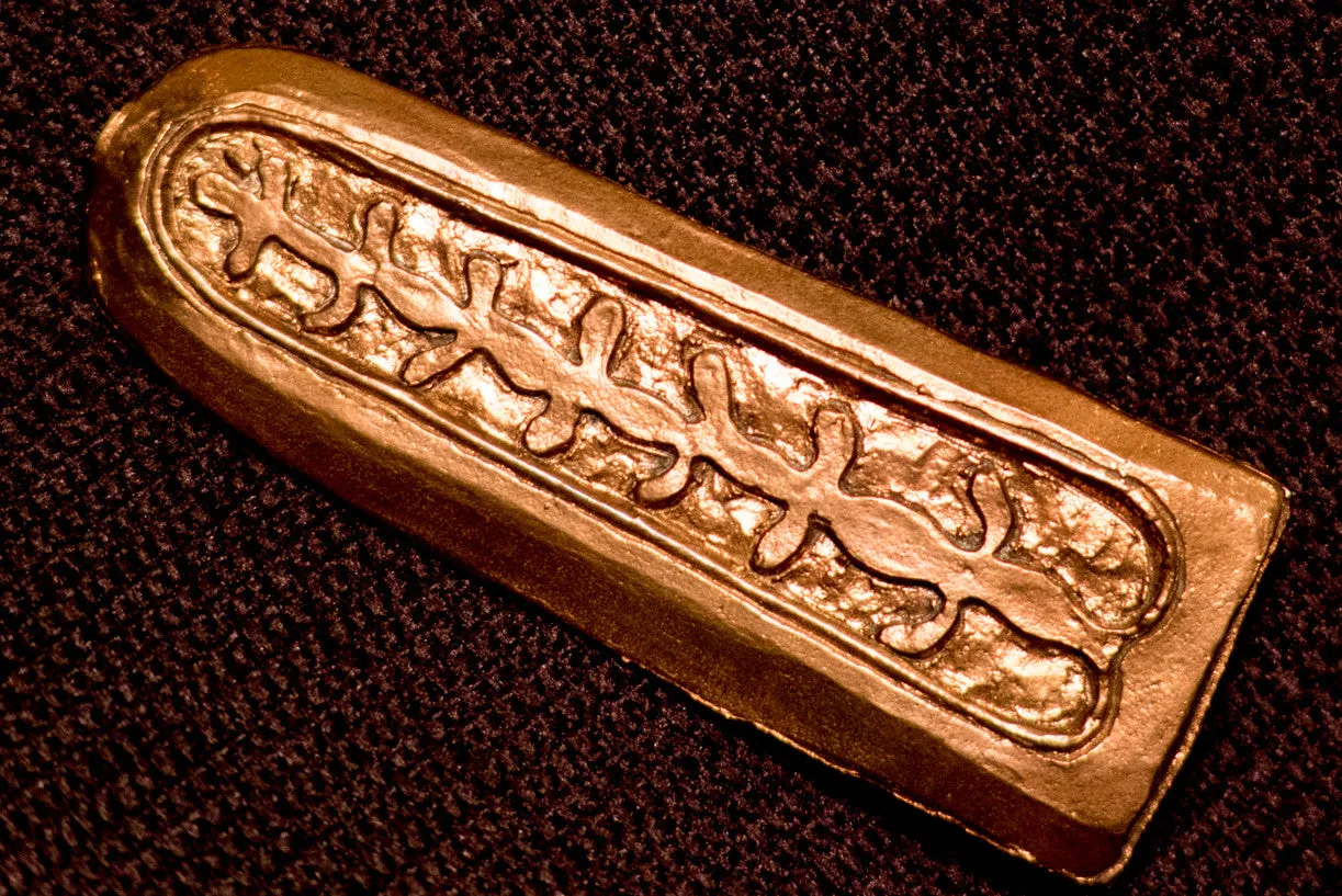 Mongol belt tip with tree of life design - W83D