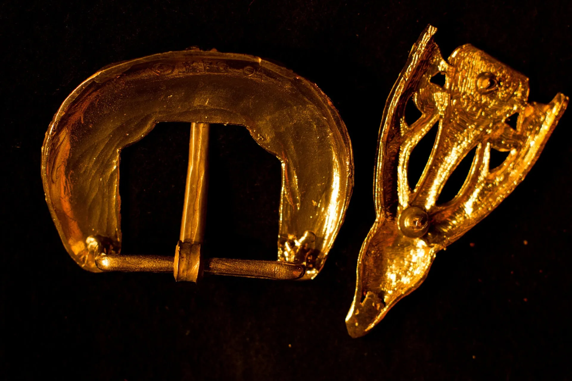 Saxon Stag Belt Set (1.5") - W01B57