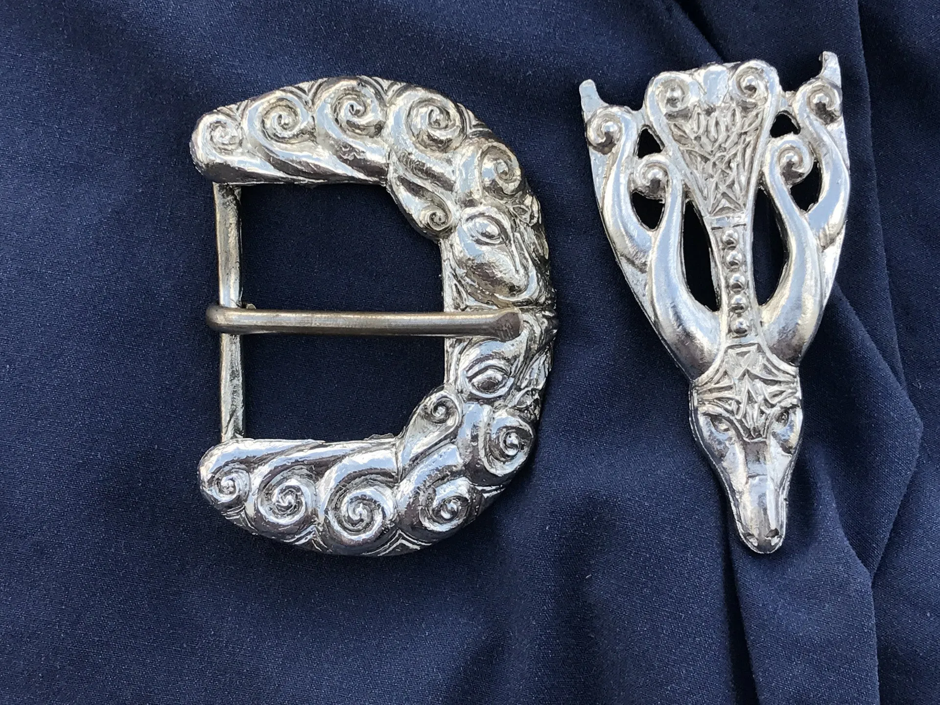 Saxon Stag Belt Set (1.5") - W01B57