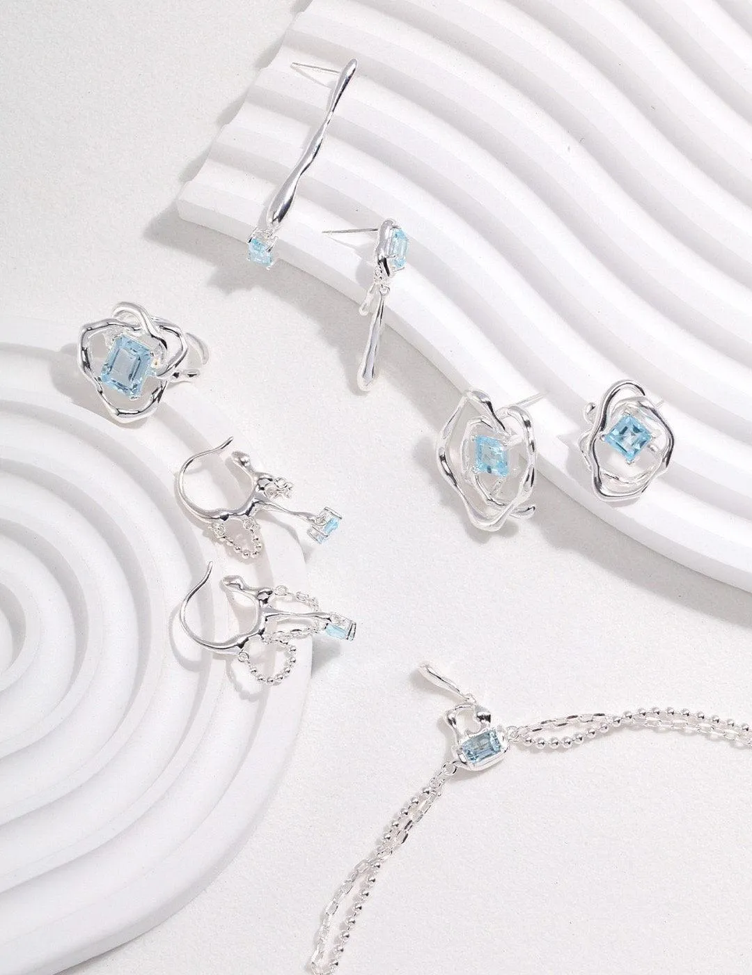 TIFFANY Blue topaz jewelry set necklace ring and earrings